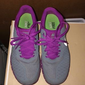 Nike FREE 4.0 V2 sneakers